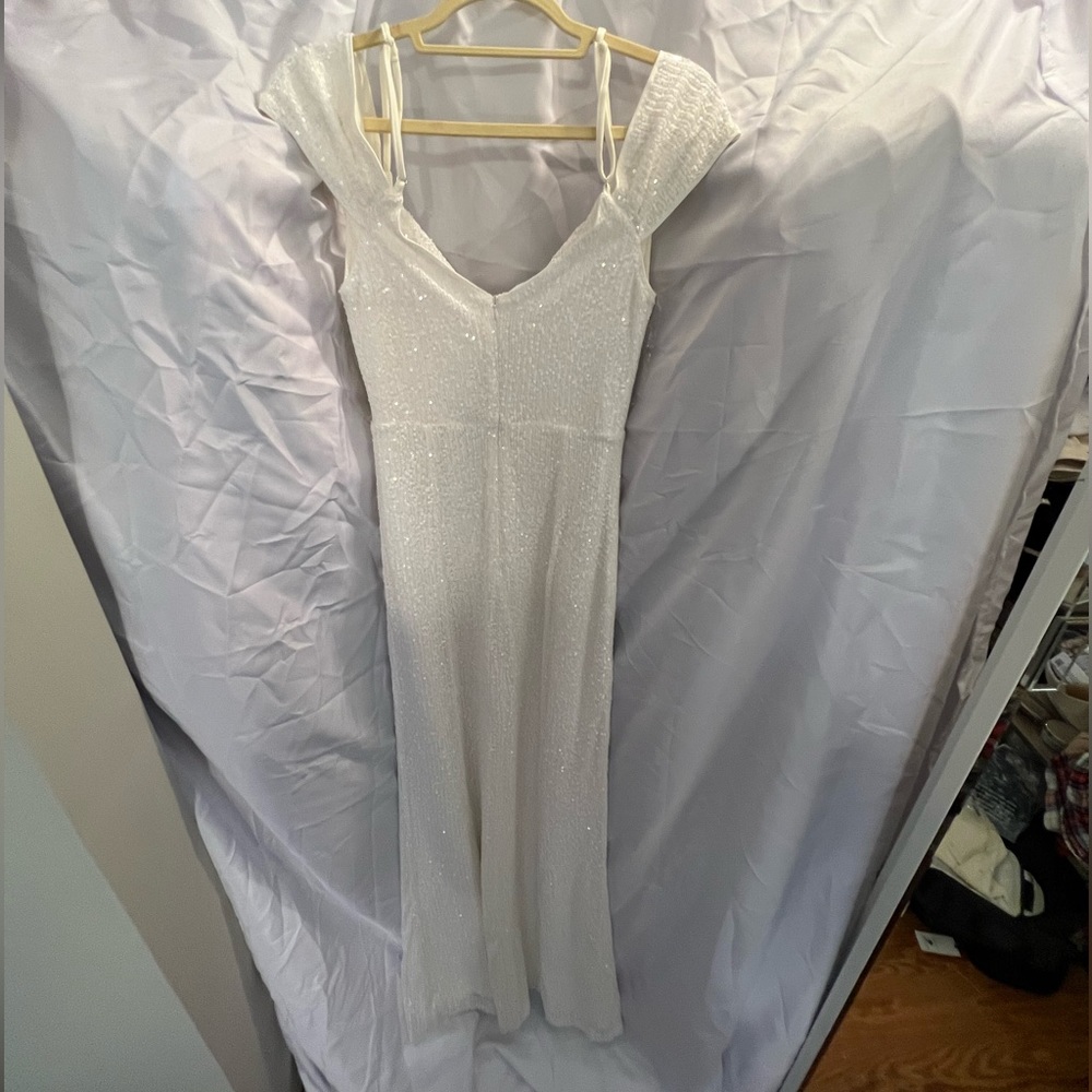 Dress - Picture 3 of 7